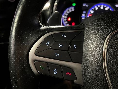 Used 2017 Jeep Grand Cherokee SRT image 28