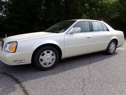 Used 2003 Cadillac De Ville Sedan w/ Comfort & Convenience Package