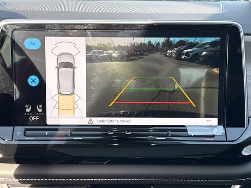 New 2026 Volkswagen Atlas SE image 32