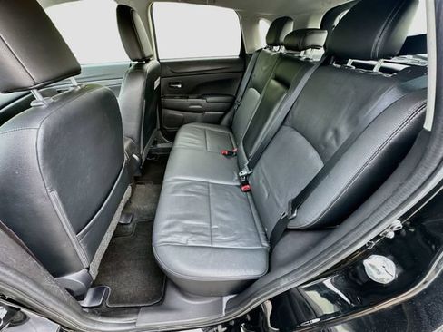 Used 2015 Mitsubishi Outlander Sport SE AWD/4WD image 24