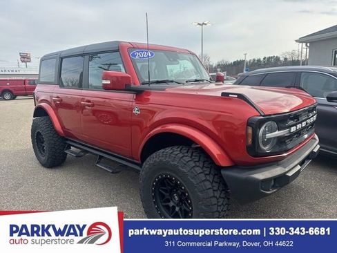 Used 2024 Ford Bronco Outer Banks image 1