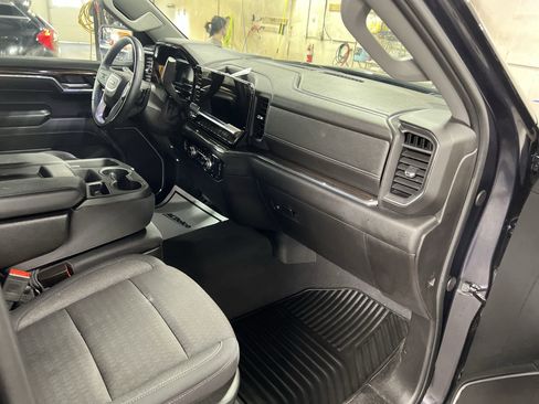 Certified 2024 GMC Sierra 1500 Elevation image 28
