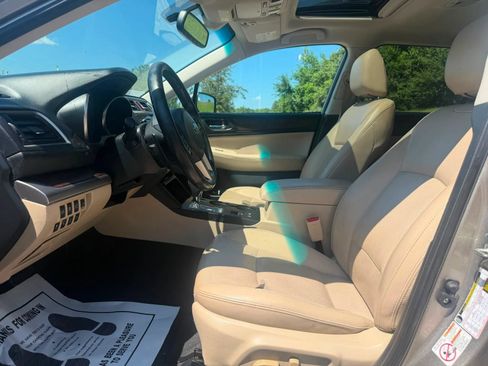 Used 2016 Subaru Outback 2.5i Limited AWD/4WD image 9