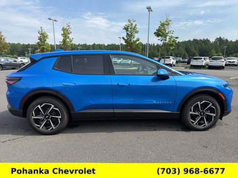 New 2026 Chevrolet Equinox EV LT FWD image 8