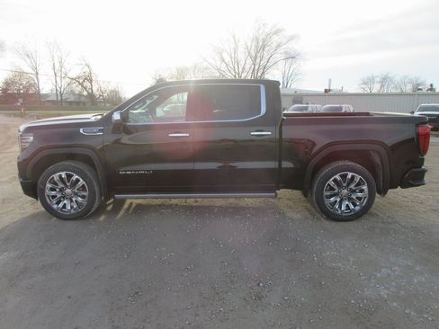 New 2026 GMC Sierra 1500 Denali w/ Denali Reserve Package image 10