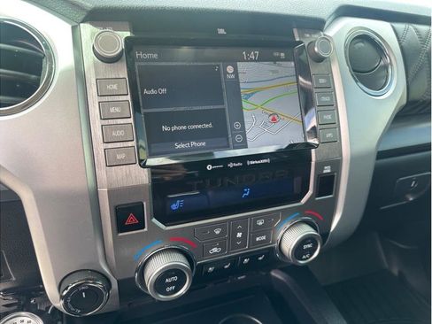 Used 2020 Toyota Tundra Platinum AWD/4WD image 18