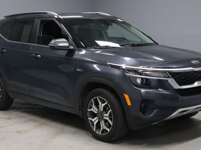 Used 2021 Kia Seltos EX