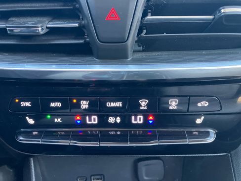 Used 2024 Buick Encore GX Avenir w/ Avenir Convenience Package AWD/4WD image 24