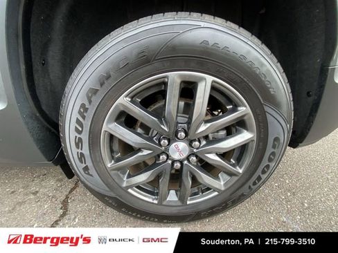 Used 2019 GMC Acadia SLT image 36