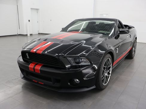 Used 2011 Ford Mustang Shelby GT500 w/ SVT Performance Pkg RWD image 58