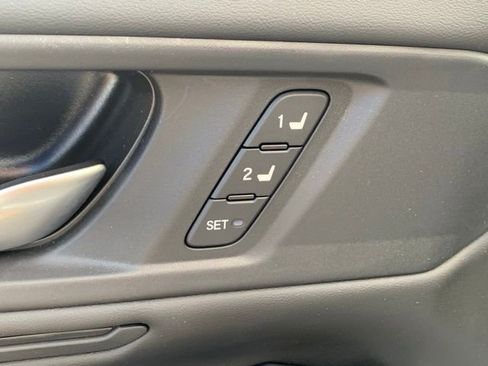 Used 2025 Honda Accord EX-L image 7