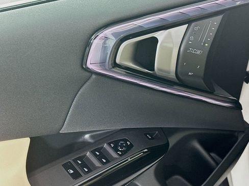 Used 2026 BMW X3 xDrive30 w/ Convenience Package image 20