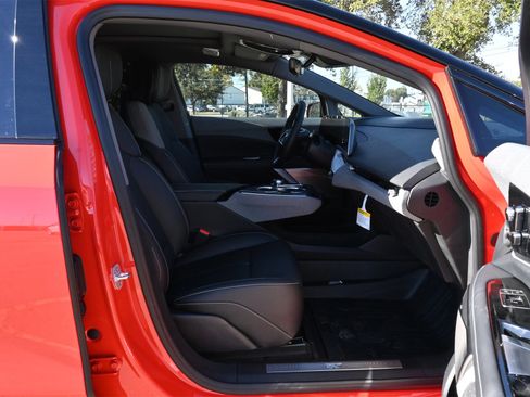 New 2026 Cadillac Optiq Sport 1 image 27