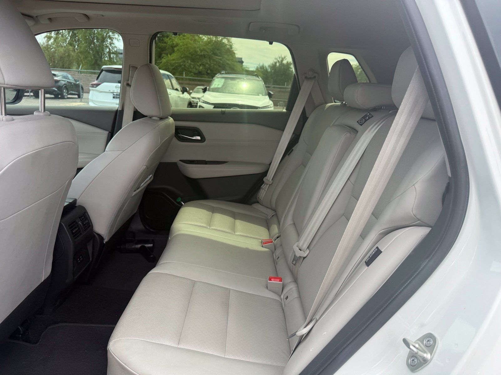 Certified 2023 Nissan Rogue SV w/ SV Premium B Package FWD image 10