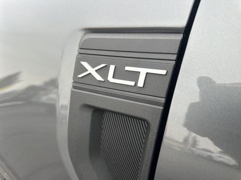 New 2026 Ford Maverick XLT w/ XLT Luxury Package image 18