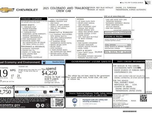 Used 2025 Chevrolet Colorado Trail Boss AWD/4WD image 37