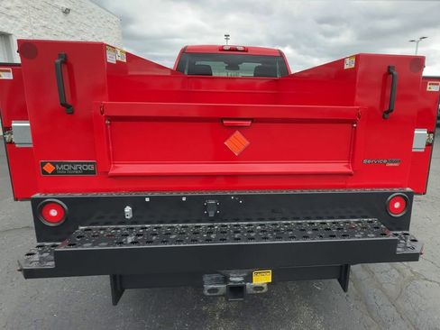 New 2025 GMC Sierra 2500 Pro w/ Convenience Package image 7