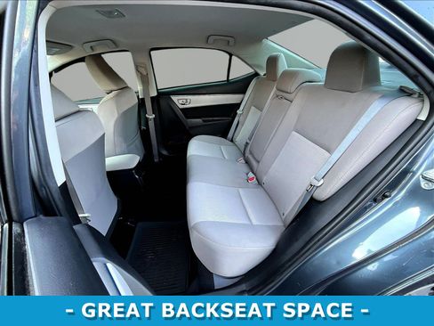Used 2015 Toyota Corolla LE FWD image 22