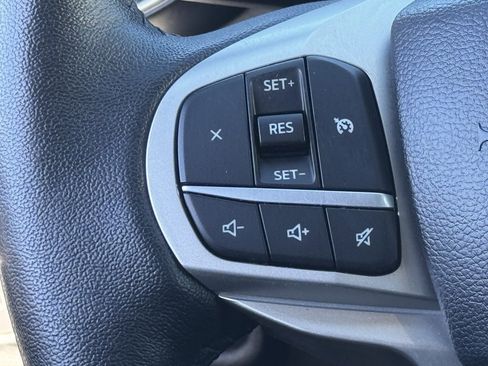 Certified 2022 Ford Explorer XLT w/ Equipment Group 202A image 23