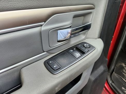 Used 2014 RAM 2500 Tradesman w/ Power & Remote Entry Group image 9