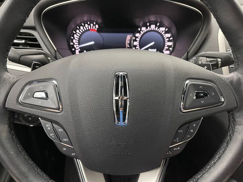 Used 2017 Lincoln MKC Premiere AWD/4WD image 19