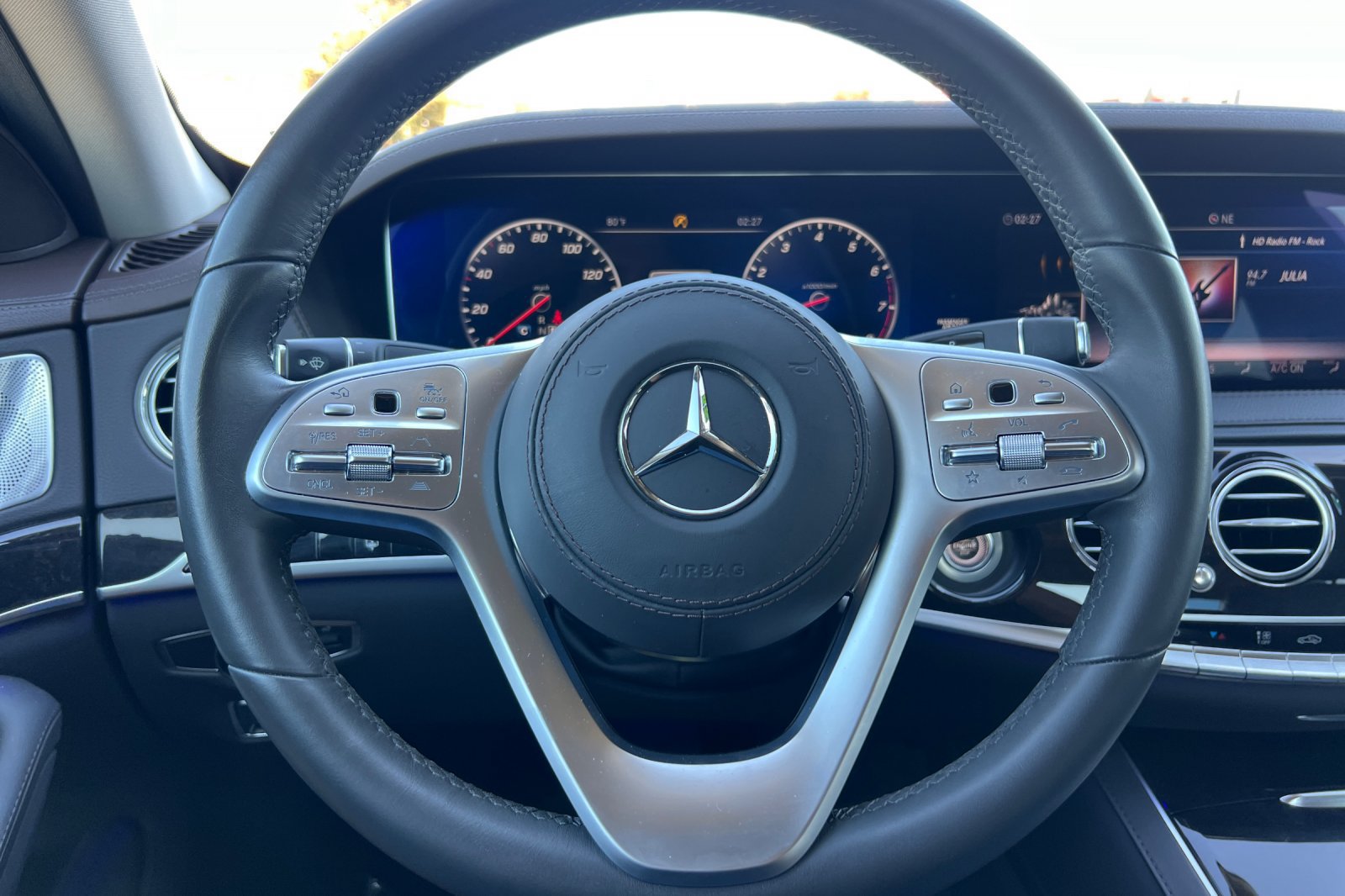 Used 2020 Mercedes-Benz S 560 Sedan image 24