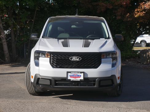 New 2025 Ford Maverick XLT w/ XLT Luxury Package image 30