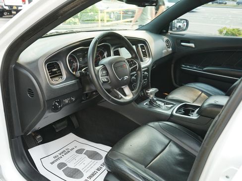 Used 2015 Dodge Charger SXT w/ AWD Plus Group image 13