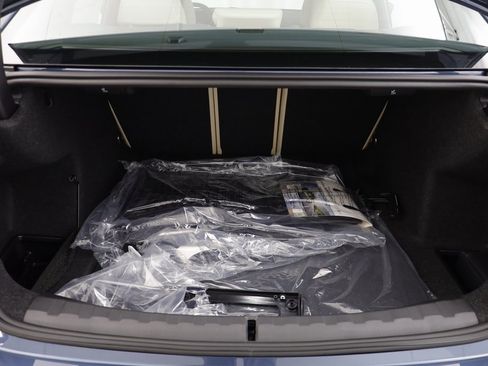 New 2026 BMW 330i xDrive Sedan w/ Premium Package image 17