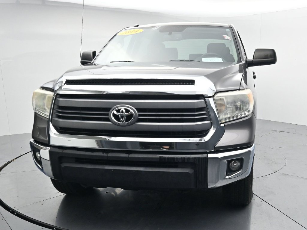 Used 2014 Toyota Tundra SR5 w/ SR5 Upgrade Package AWD/4WD image 3