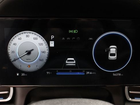 Used 2024 Hyundai Elantra SEL FWD image 30