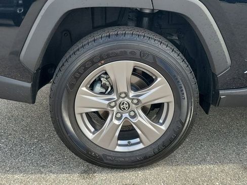 Used 2025 Toyota RAV4 LE image 7