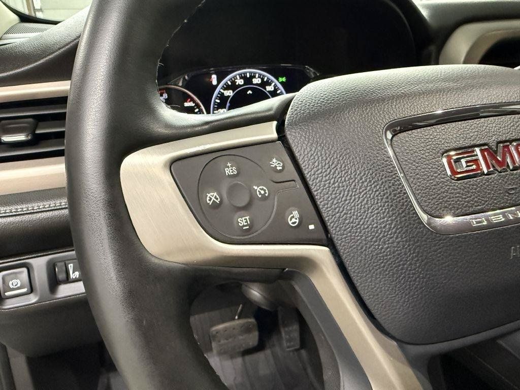 Used 2023 GMC Acadia Denali w/ Denali Ultimate Package AWD/4WD image 20