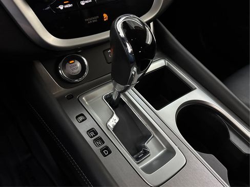 Used 2020 Nissan Murano SL image 47