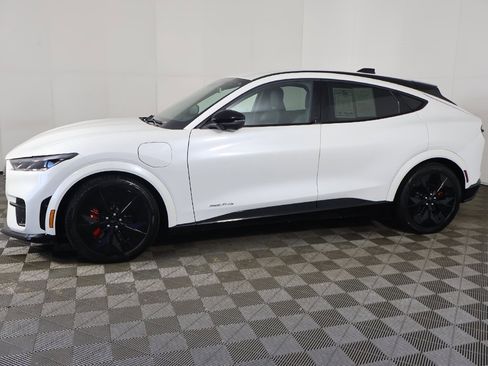 Used 2025 Ford Mustang Mach-E GT image 19