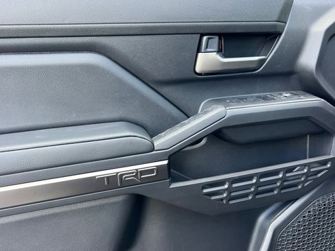 New 2025 Toyota Tacoma TRD Off-Road image 9