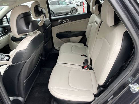 Used 2023 Kia Sportage EX image 21