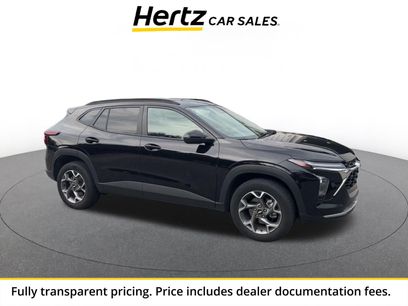 Used 2025 Chevrolet Trax LT