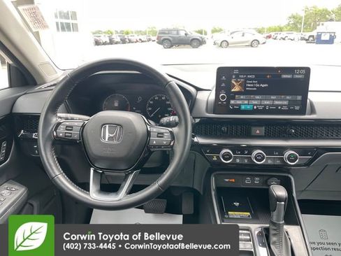 Used 2025 Honda CR-V EX-L image 18