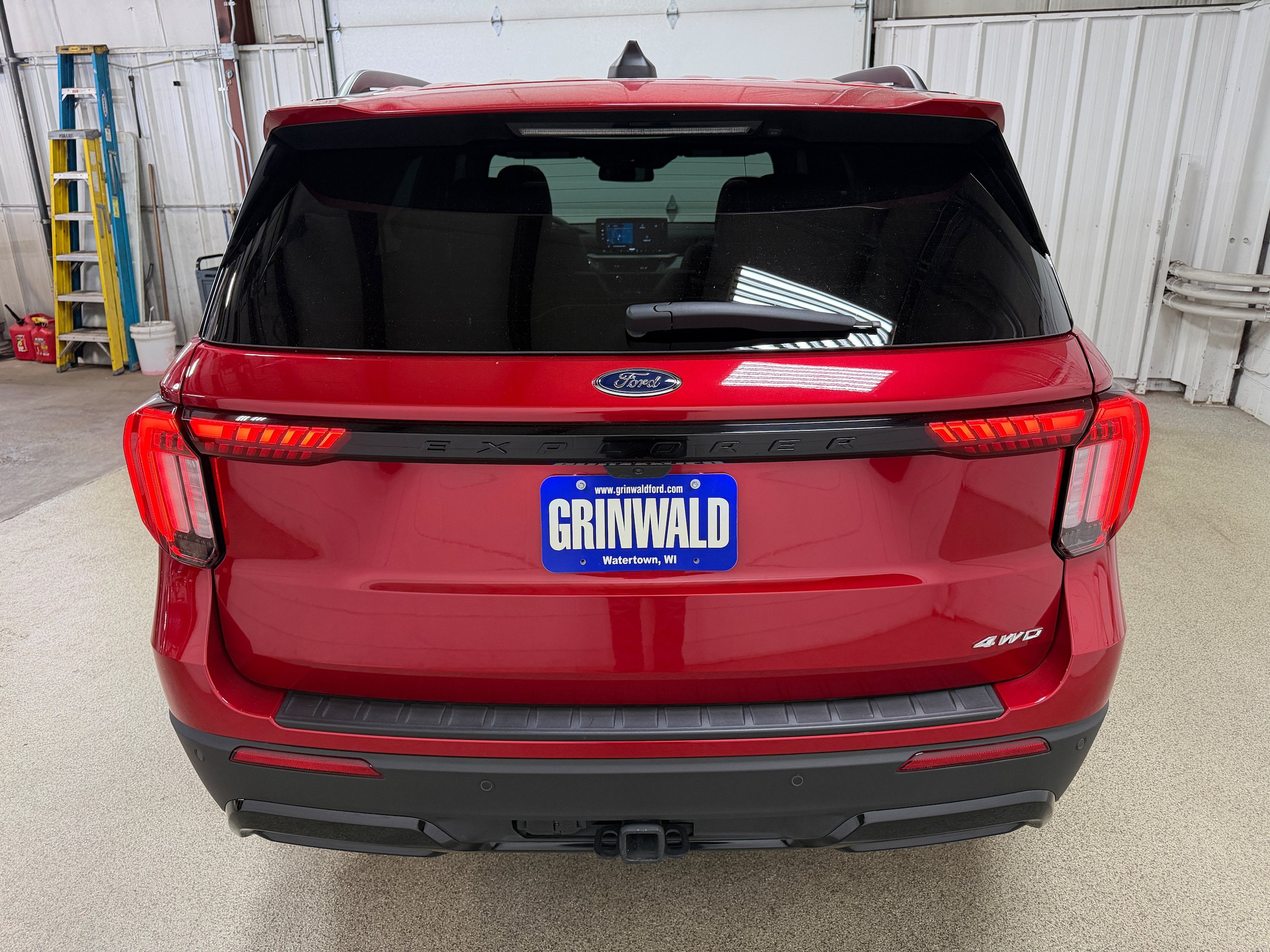 Used 2026 Ford Explorer ST-Line w/ ST-Line Street Pack AWD/4WD image 30