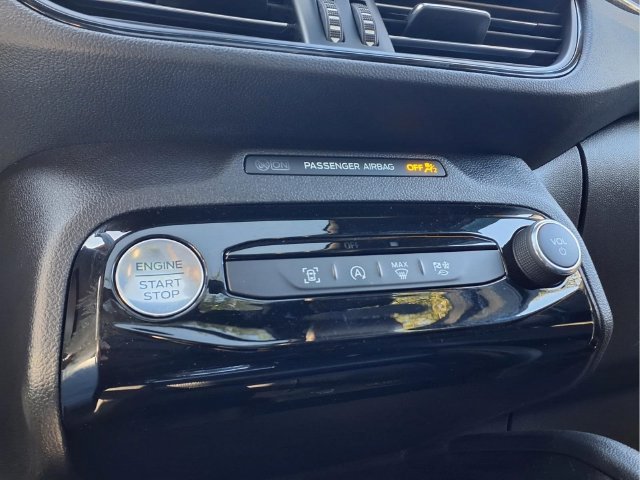 Used 2024 Ford Escape ST-Line w/ Tech Pack #1 AWD/4WD image 25