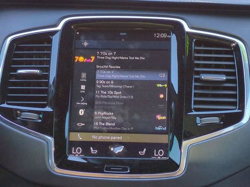 Used 2017 Volvo XC90 T8 Inscription w/ Vision Package image 18