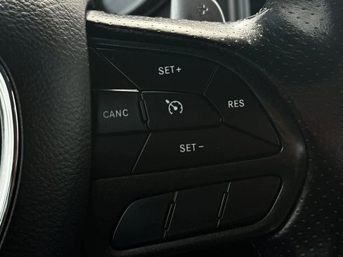 Used 2020 Dodge Charger R/T RWD image 29