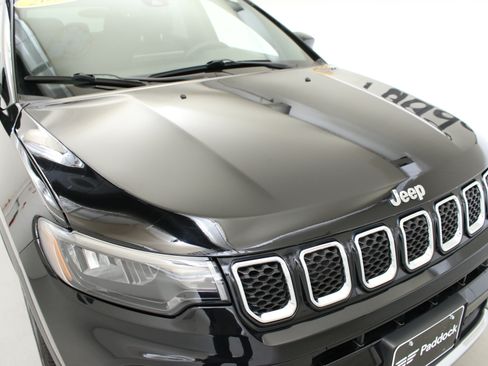 Used 2024 Jeep Compass Limited w/ Sun and Sound Group AWD/4WD image 13