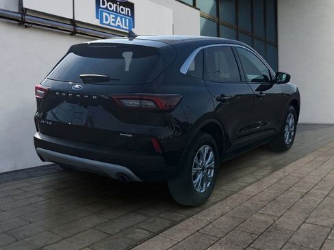 Used 2024 Ford Escape Active AWD/4WD image 3