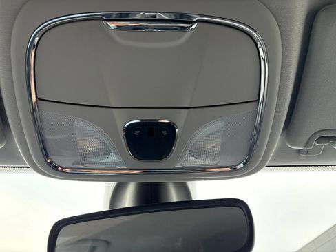 Used 2020 Jeep Cherokee Trailhawk w/ Cold Weather Group AWD/4WD image 33