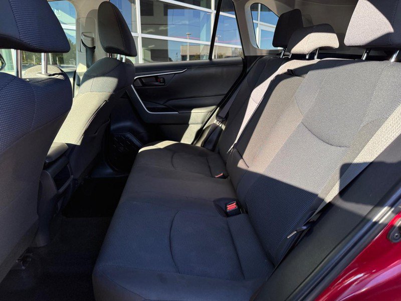 Used 2019 Toyota RAV4 LE w/ All Weather Liner Package AWD/4WD image 12