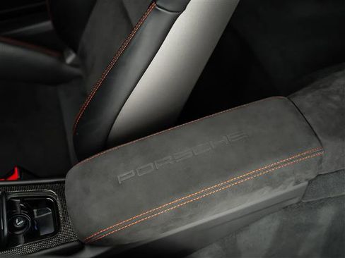 Certified 2019 Porsche 911 GT3 image 33