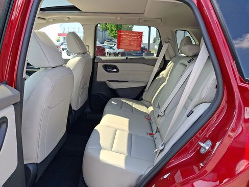 Certified 2023 Nissan Rogue SV w/ SV Premium B Package AWD/4WD image 11