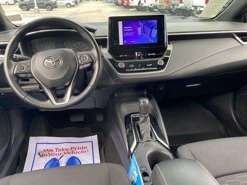 Used 2023 Toyota Corolla SE FWD image 9